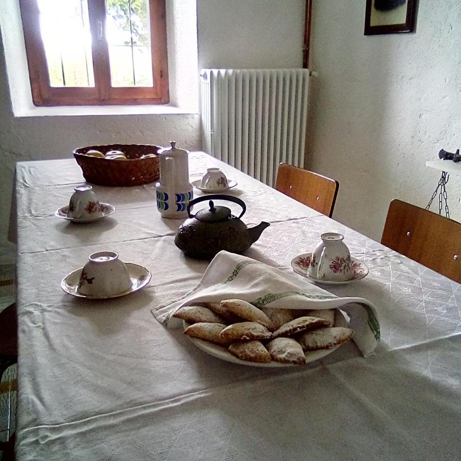 Casa Del Gigi Bnb Albareto  Экстерьер фото
